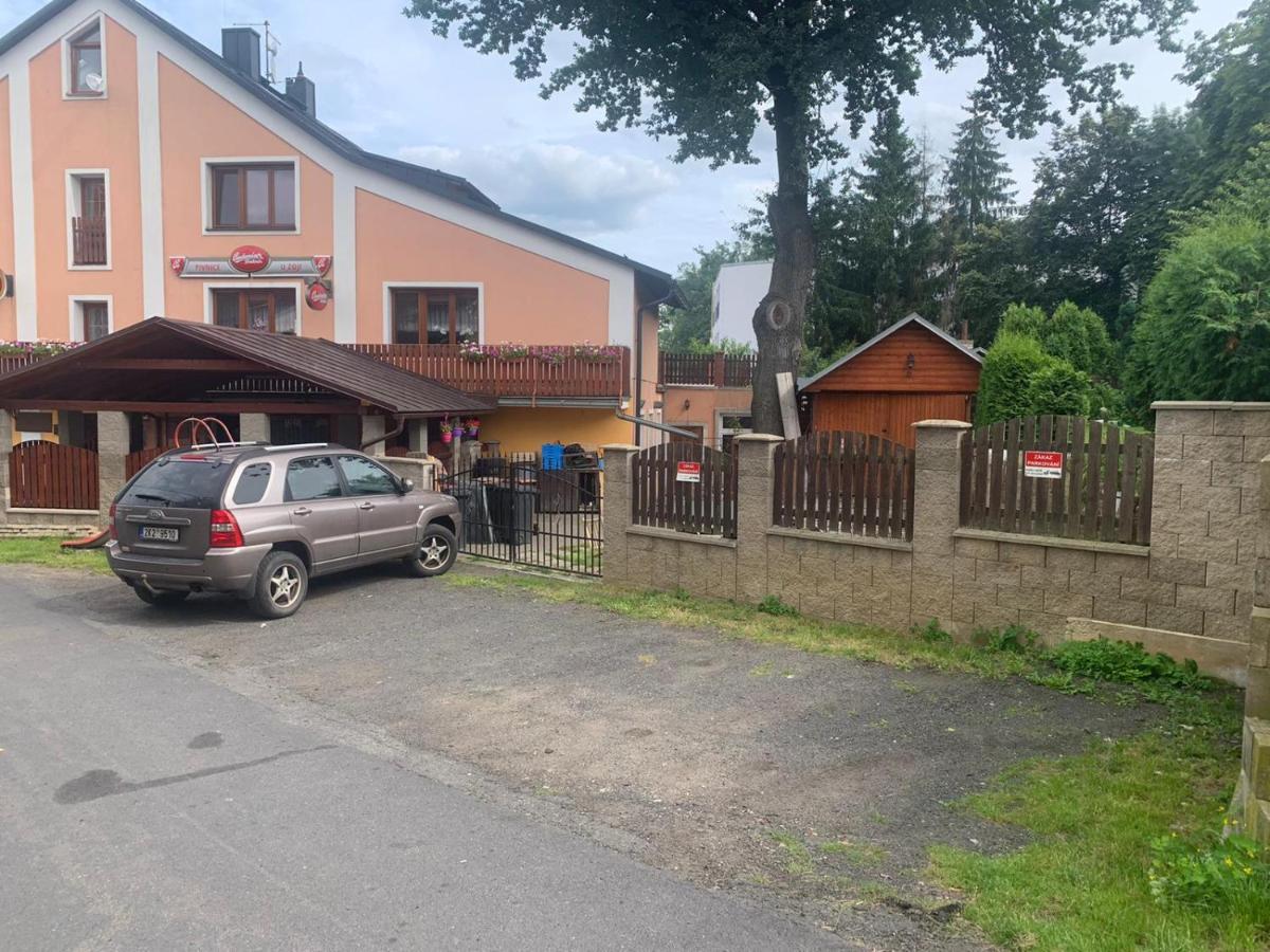 Maly Byt 1+1 Karlovy Vary Exterior foto