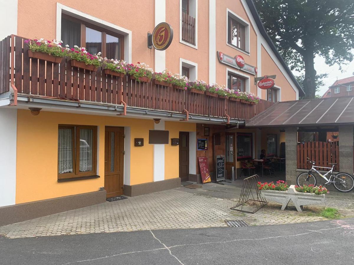 Maly Byt 1+1 Karlovy Vary Exterior foto